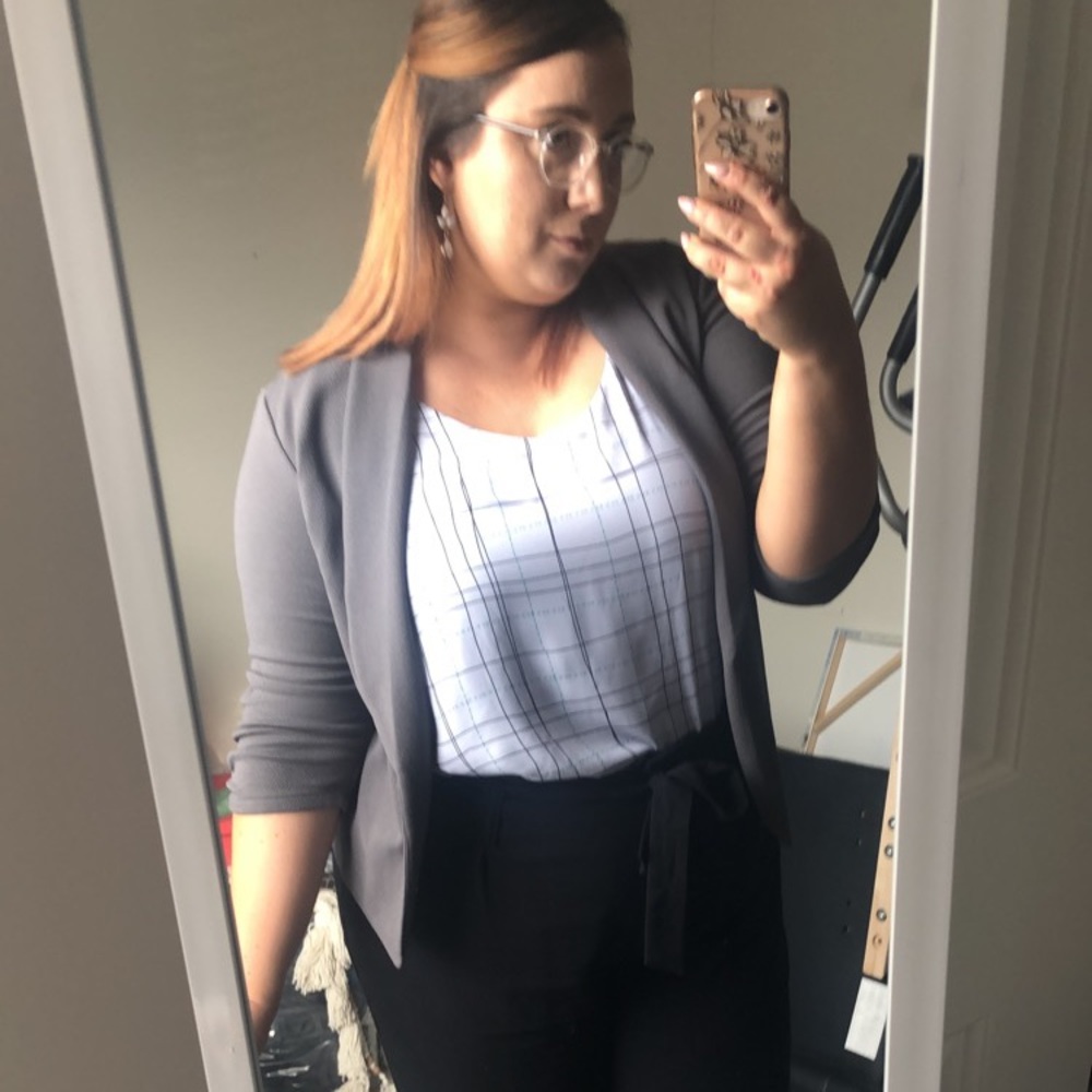 Meet your Posher, Mikayla